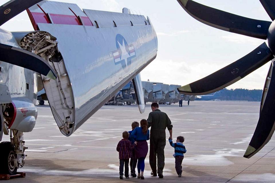 navy-family-kids-vertical-takeoff-aircraft-display