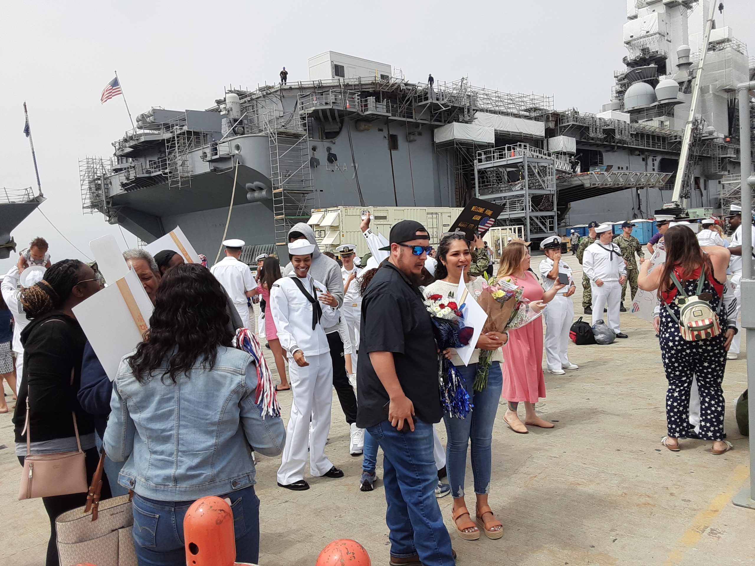 Welcome Home – USS DECATUR (DDG 73) (10)