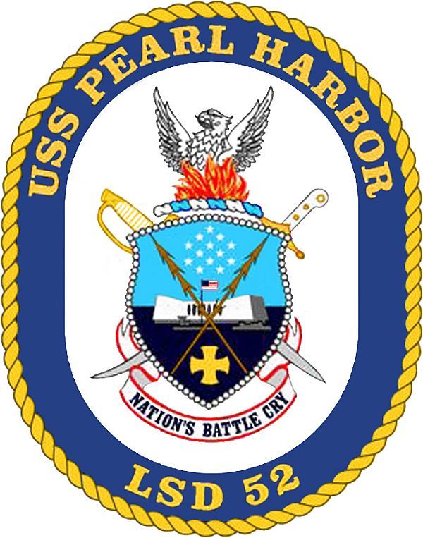 USS PEARL HARBOR (LSD 52) Crest