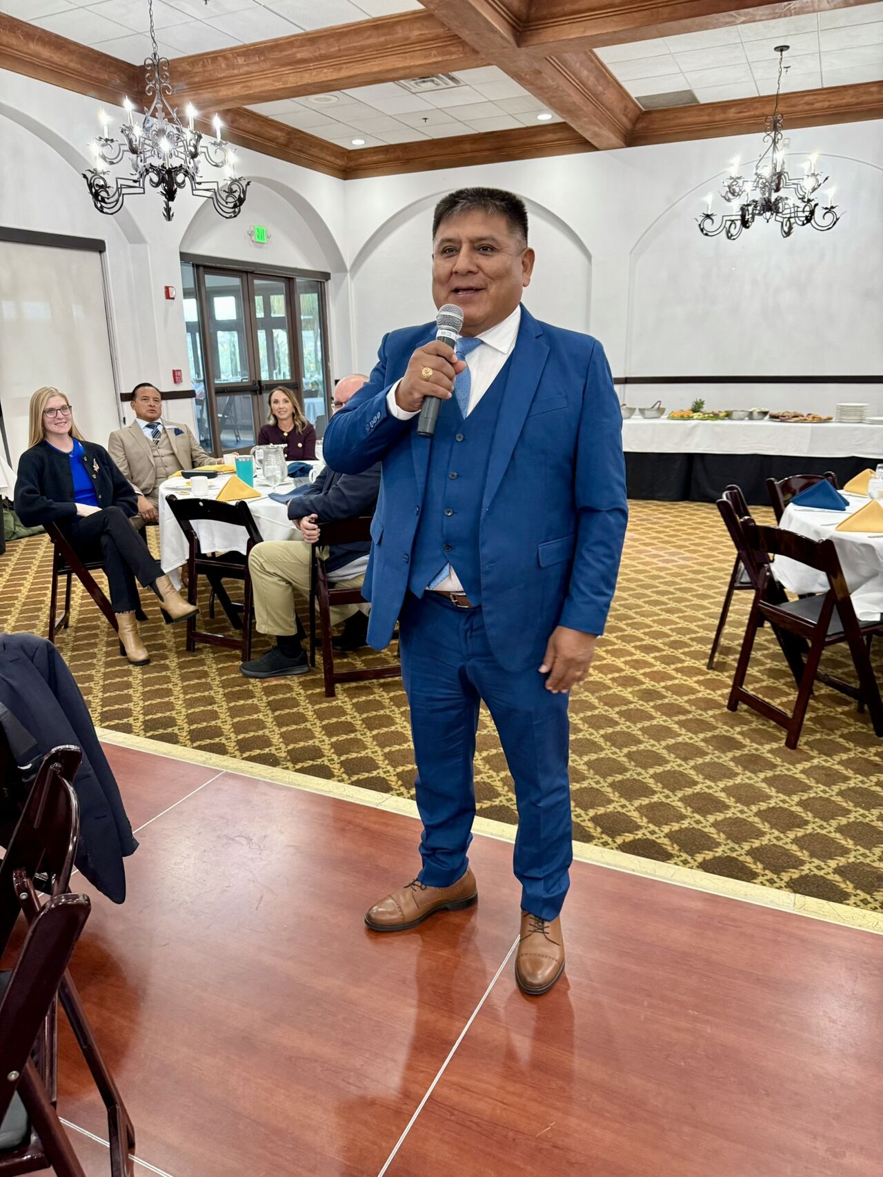 Oct Bfast NL LC Embroidery