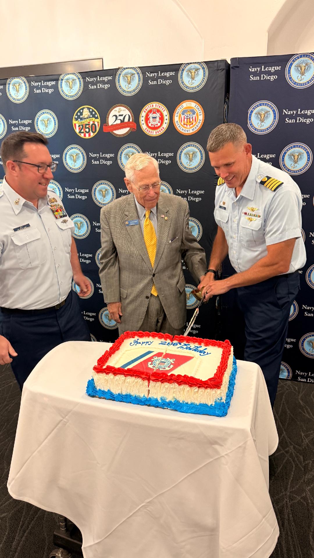 Aug Bfast Cake Cutting Ceremony pic 2